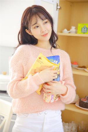 女老板出差商务旅行戴的帽子