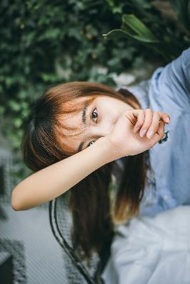 光溜溜美女图片视频素材大全